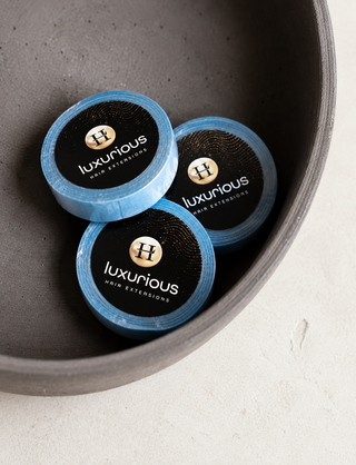 Re-Fit Tape accessoire van Luxurious Hairextensions, dunne haarband voor haarverlenging en -verdikking, zwart kleur