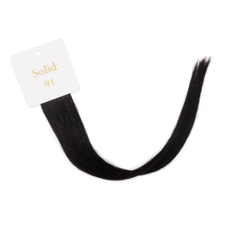Luxurious-Hairextensions shade testers voor haarextensies, toont verschillende kleuren en texturen van de haarverlengingen.